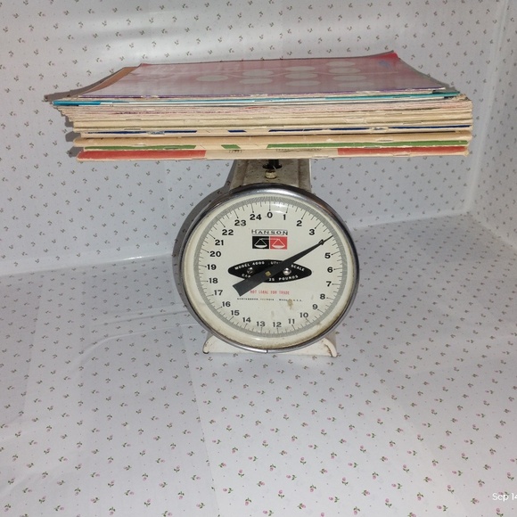 4 pounds of Old, Used Sheet Music for DIY Projects - Wallpaper, Gift Wrap, Etc - Picture 1 of 2